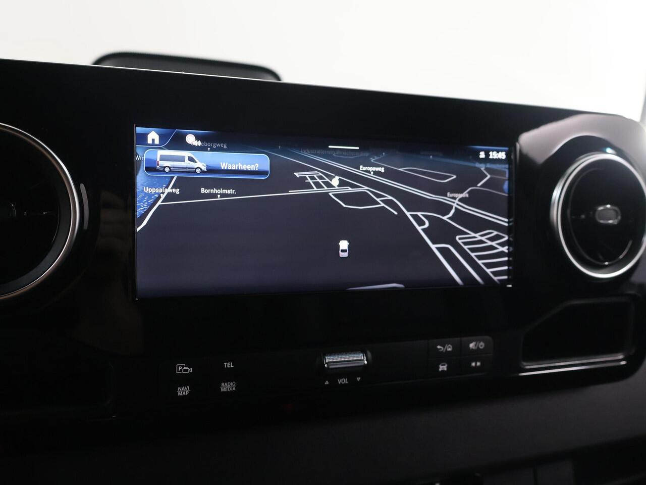 Mercedes-Benz SPRINTER 319 CDI L2 H2 Select | Dubbele Schuifdeur | Navigatie | Parkeerpakket met achteruitrijcamera | Smartphone integratie pakket | Distronic |