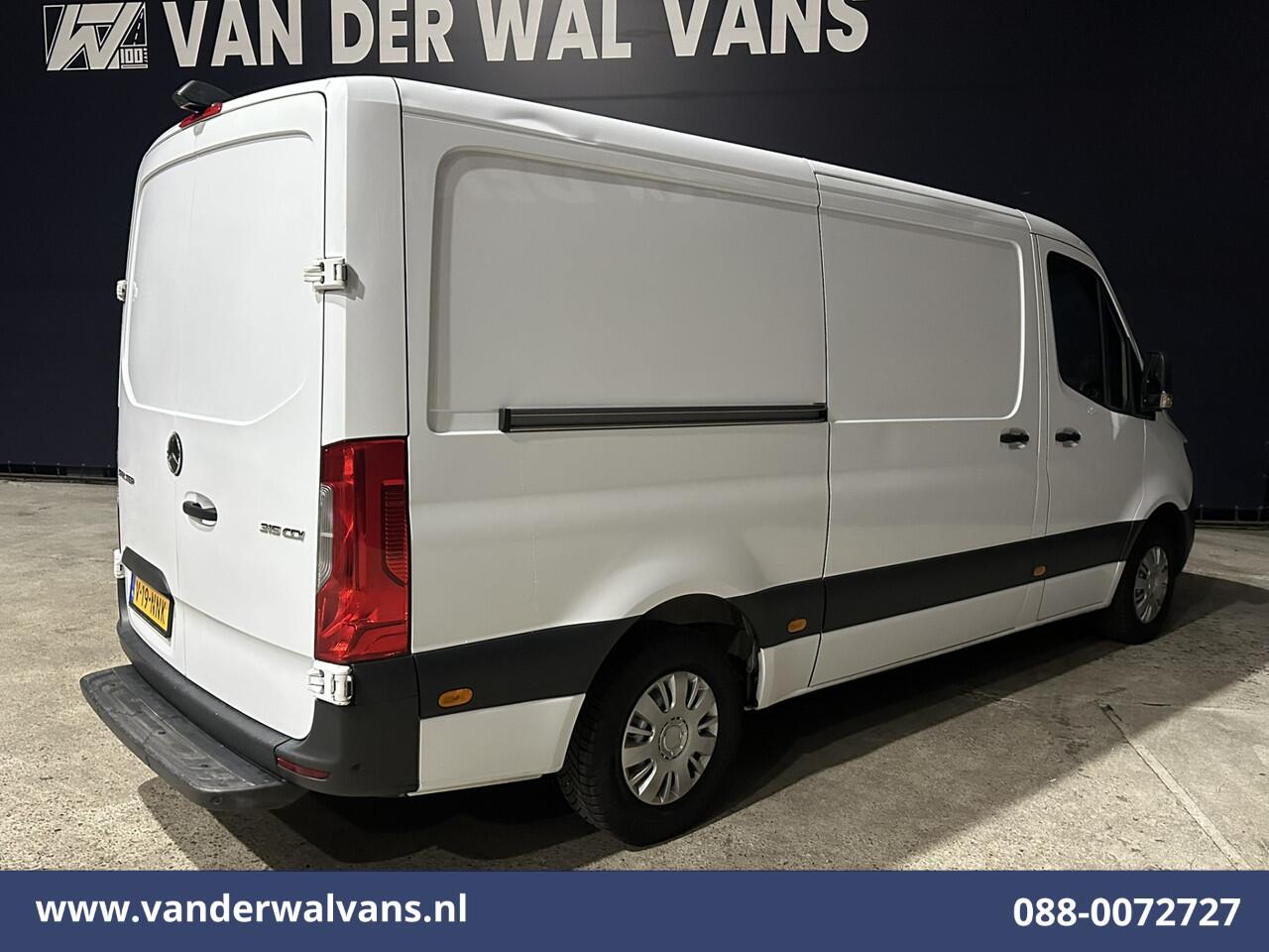 Mercedes-Benz SPRINTER 315 CDI 150pk L2H1 Euro6 Airco | Camera | Apple Carplay | Cruisecontrol | Stoelverwarming Android Auto, Parkeersensoren, Bijrijdersbank