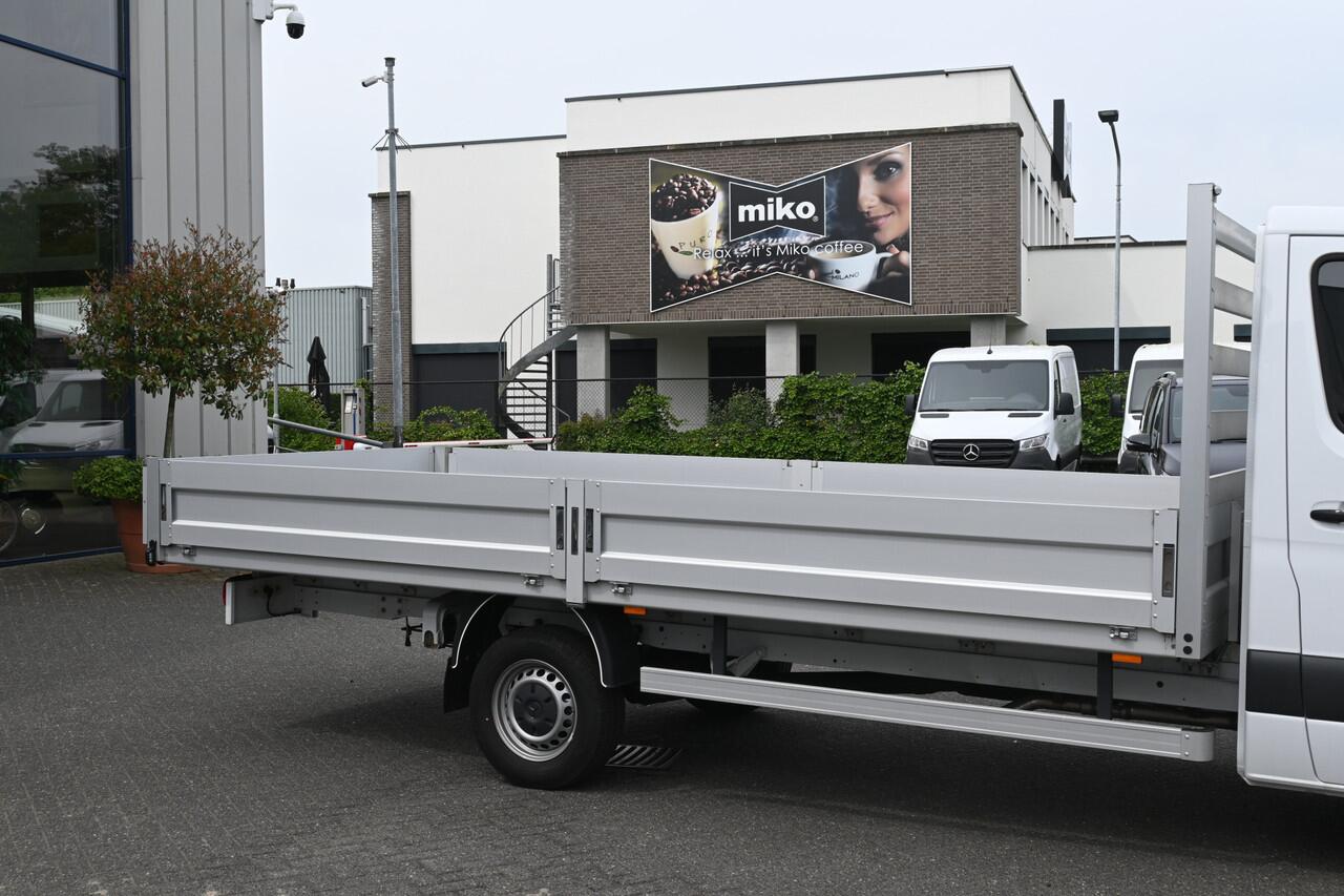 Mercedes-Benz SPRINTER 317 CDI L3 RWD Pro Open laadbak 490 cm Smartphone integratie pakket, LED Vraag naar de mogelijkheden opbouw!