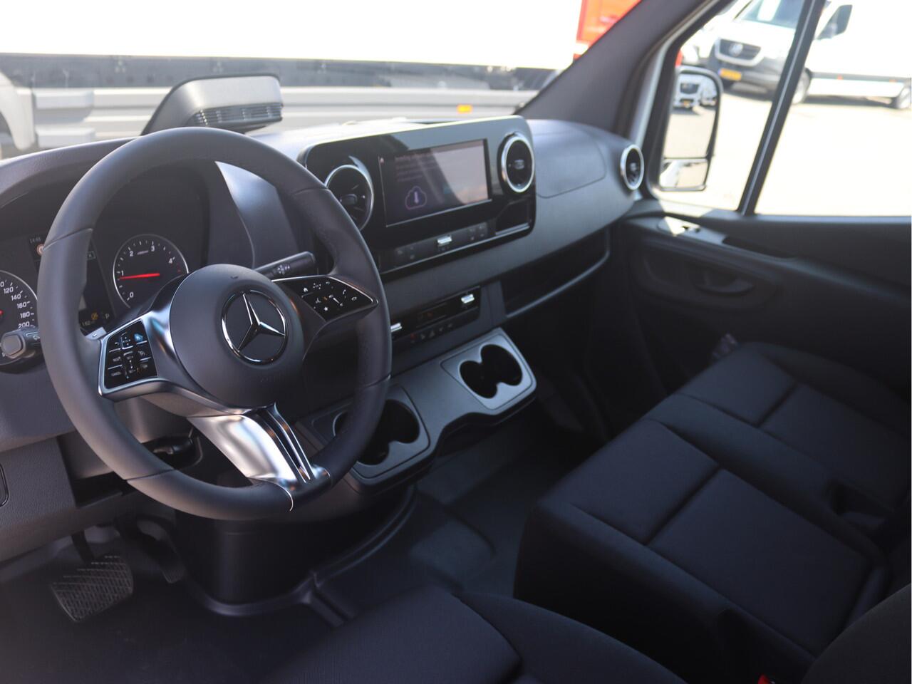 Mercedes-Benz SPRINTER 317 CDI GB L2 RWD PRO