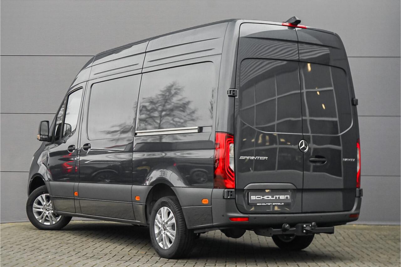 Mercedes-Benz SPRINTER 319 1.9 CDI L2H2 RWD 2x Schuifdeur Distronic Camera Navi Trekhaak 3.5T