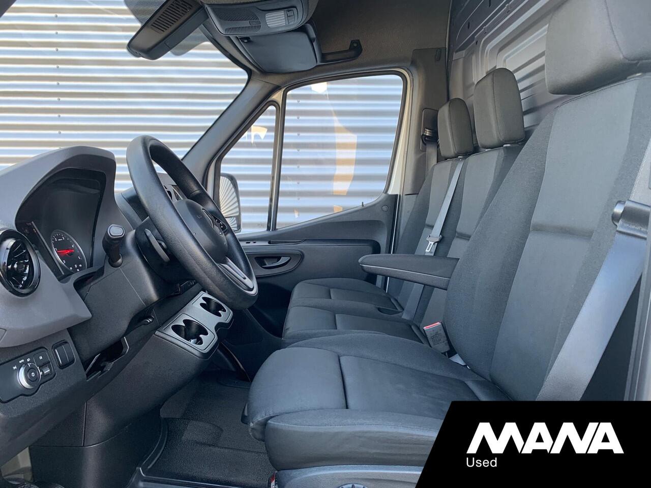 Mercedes-Benz SPRINTER 314CDI 140PK L3H2 Automaat LED 360º Camera Cruise Airco Car-Play Sensoren