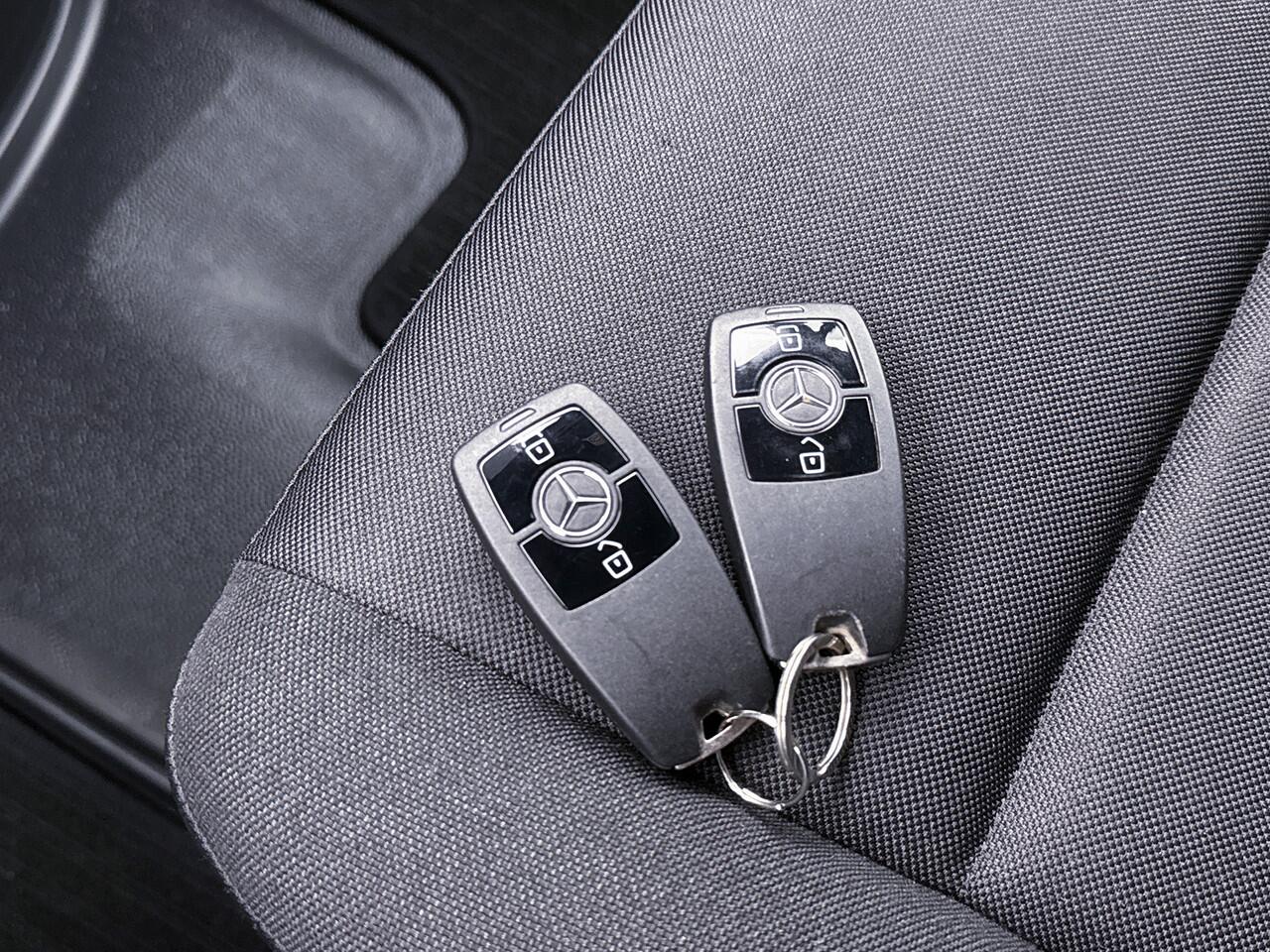 Mercedes-Benz SPRINTER 317 1.9 CDI L2H2 Navigatie Achteruitrijcamera Apple Carplay/Android Auto Betimmering Cruise Control