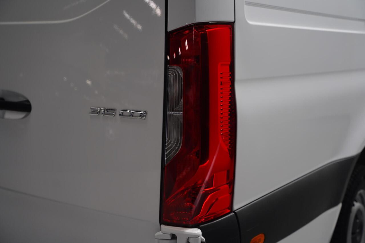 Mercedes-Benz SPRINTER 315 CDI 150 pk Dubbel Cabine 360 Camera, Navi Cruise control, Laadruimte Pakket, PDC V+A, Opstap