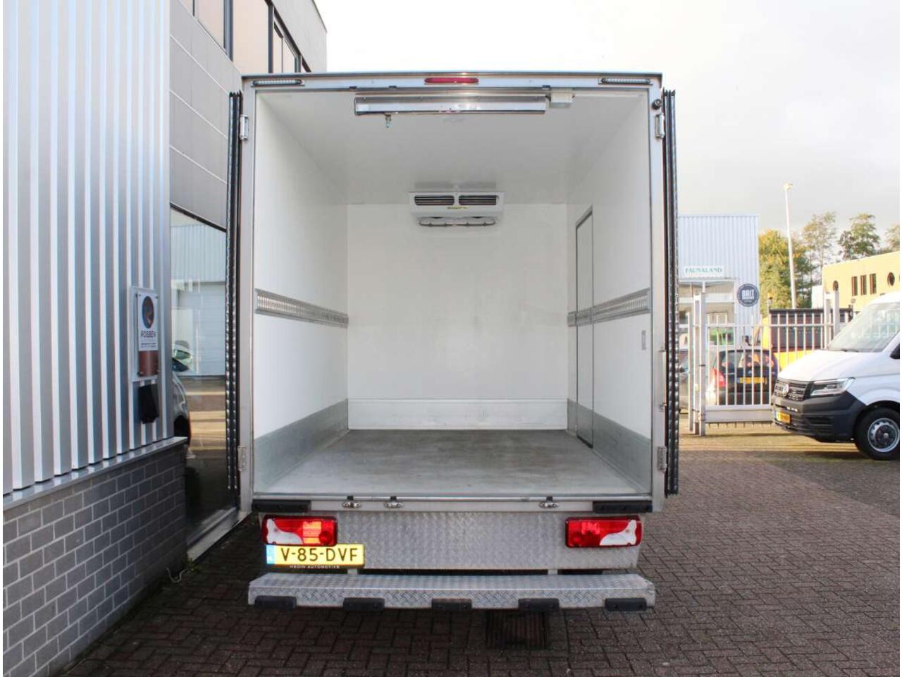 Mercedes-Benz SPRINTER 315 1.9 CDI RWD Koelwagen Bakwagen L2