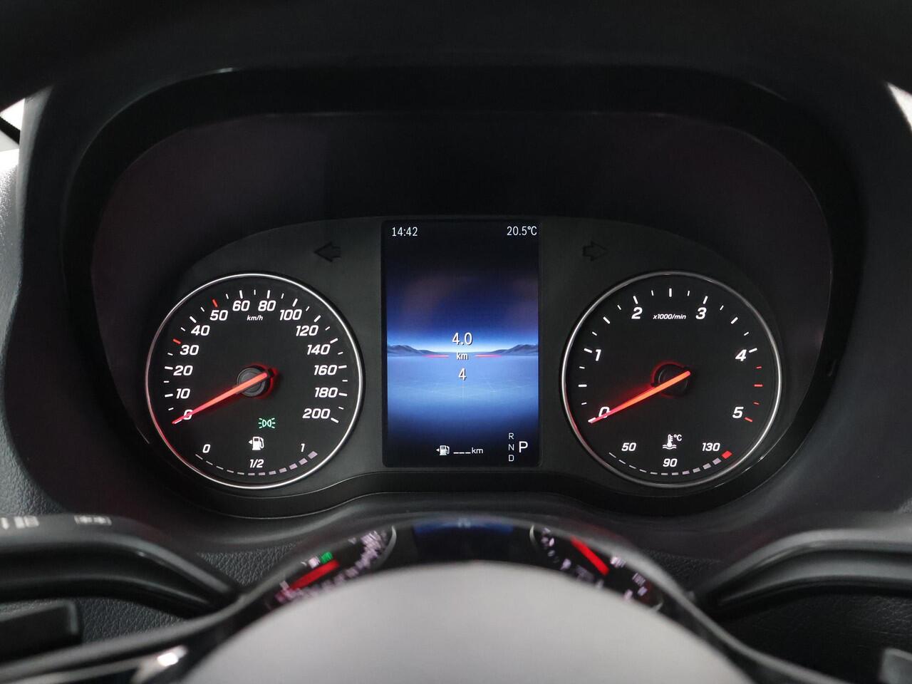 Mercedes-Benz SPRINTER 317 CDI GB L2 H2 RWD PRO | Dubbel Cabine ¤78.500,- | Dubbele Schuifdeur met Ramen | Smartphone integratie pakket | Comfortbestuurdersstoel | 3500 KG Trekgewicht |