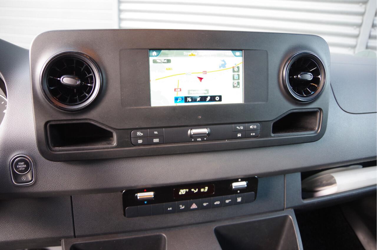 Mercedes-Benz SPRINTER 317 1.9 L2H1 AUT. LED, 3.5T TREKHAAK, STANDKACHEL, CAMERA, NAVI, CRUISE, CLIMA