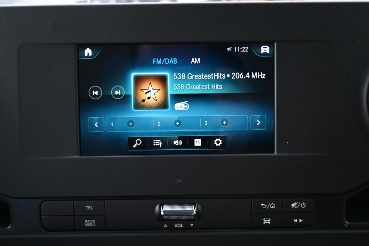 Mercedes-Benz SPRINTER 515 CDI L3 Bakwagen met laadklep MBUX, Laadbak met Dhollandia klep en zijdeur