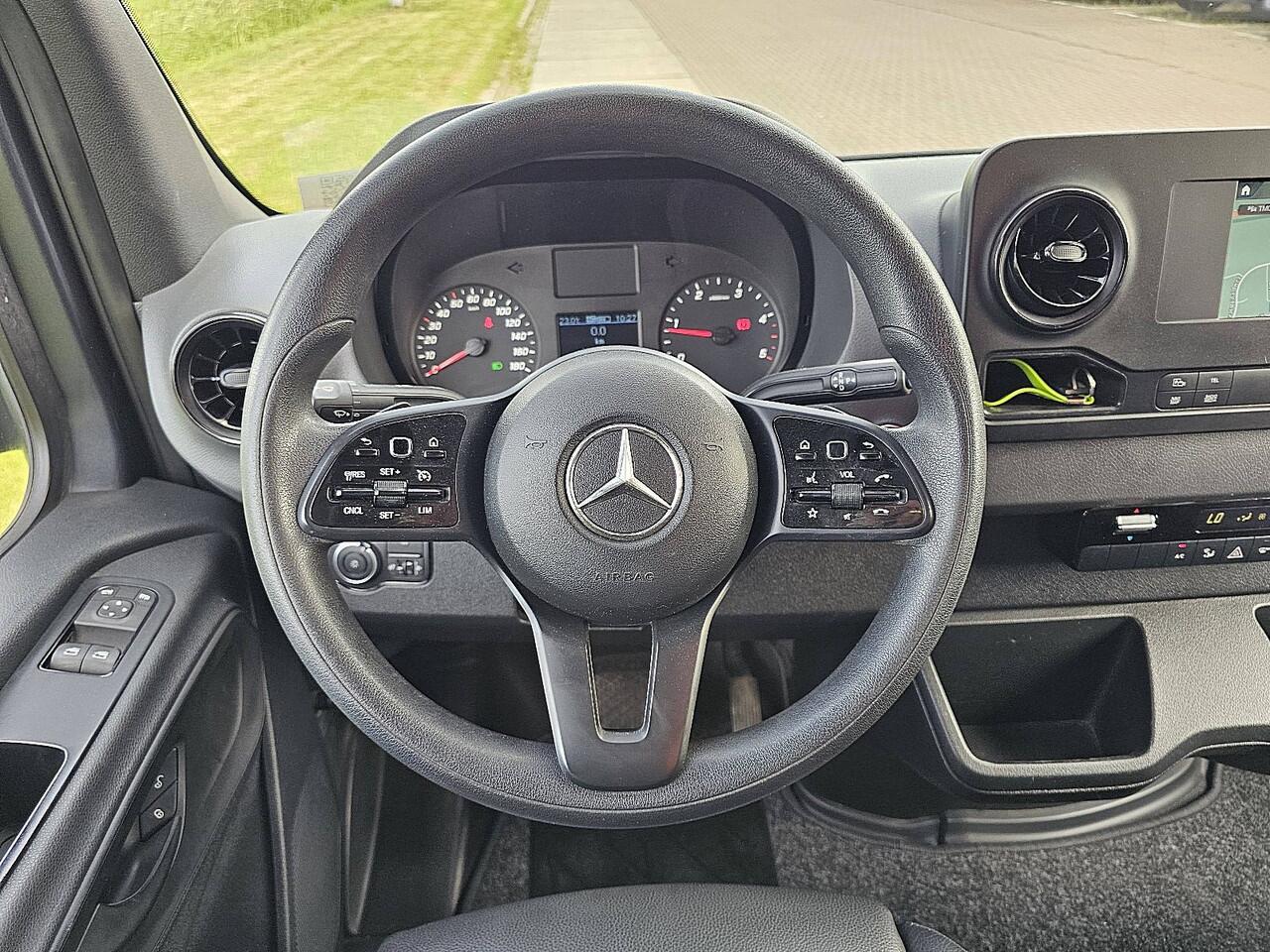 Mercedes-Benz SPRINTER 315 L3H2 Mbux + Navi Automaat Airco Camera 3-Zits/ Leer 1e Eigenaar Euro6!