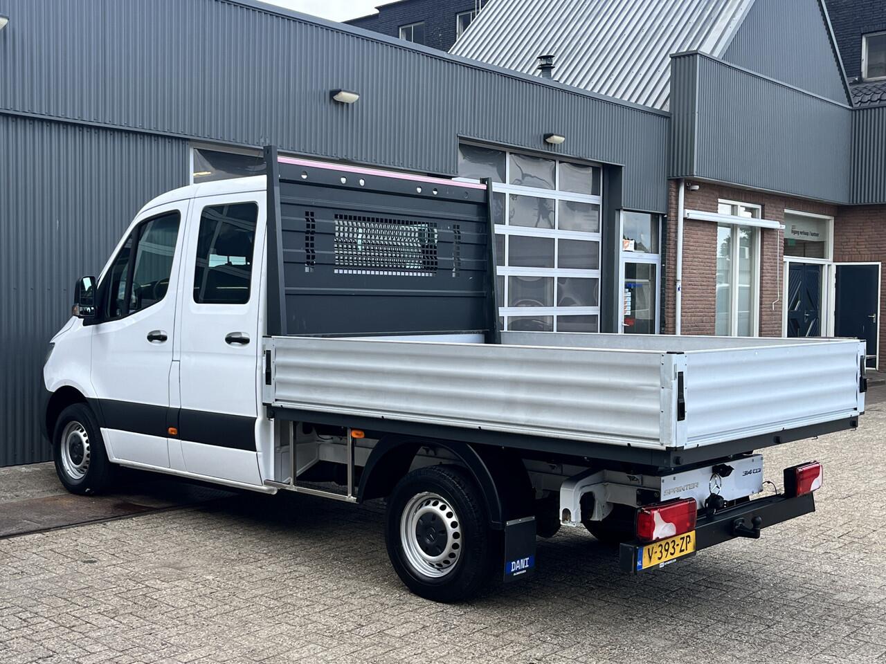 Mercedes-Benz SPRINTER 314 2.2 CDI DC Openlaadbak Airco Cruise controle Trekhaak 3500kg 6-Persoons Camera Navigatie Apple carplay open laadbak Pick-up Euro 6 P-up bakwagen