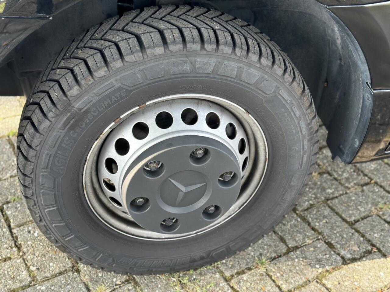 Mercedes-Benz SPRINTER 516 2.2 CDI Automaat oprijwagen Full Led Luchtvering oprijwagen