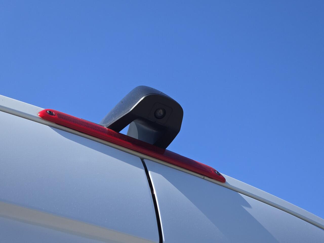 Mercedes-Benz SPRINTER 315 1.9 CDI L3 H2 RWD - 150 Pk - Euro 6 - MBUX - ParkeerCamera