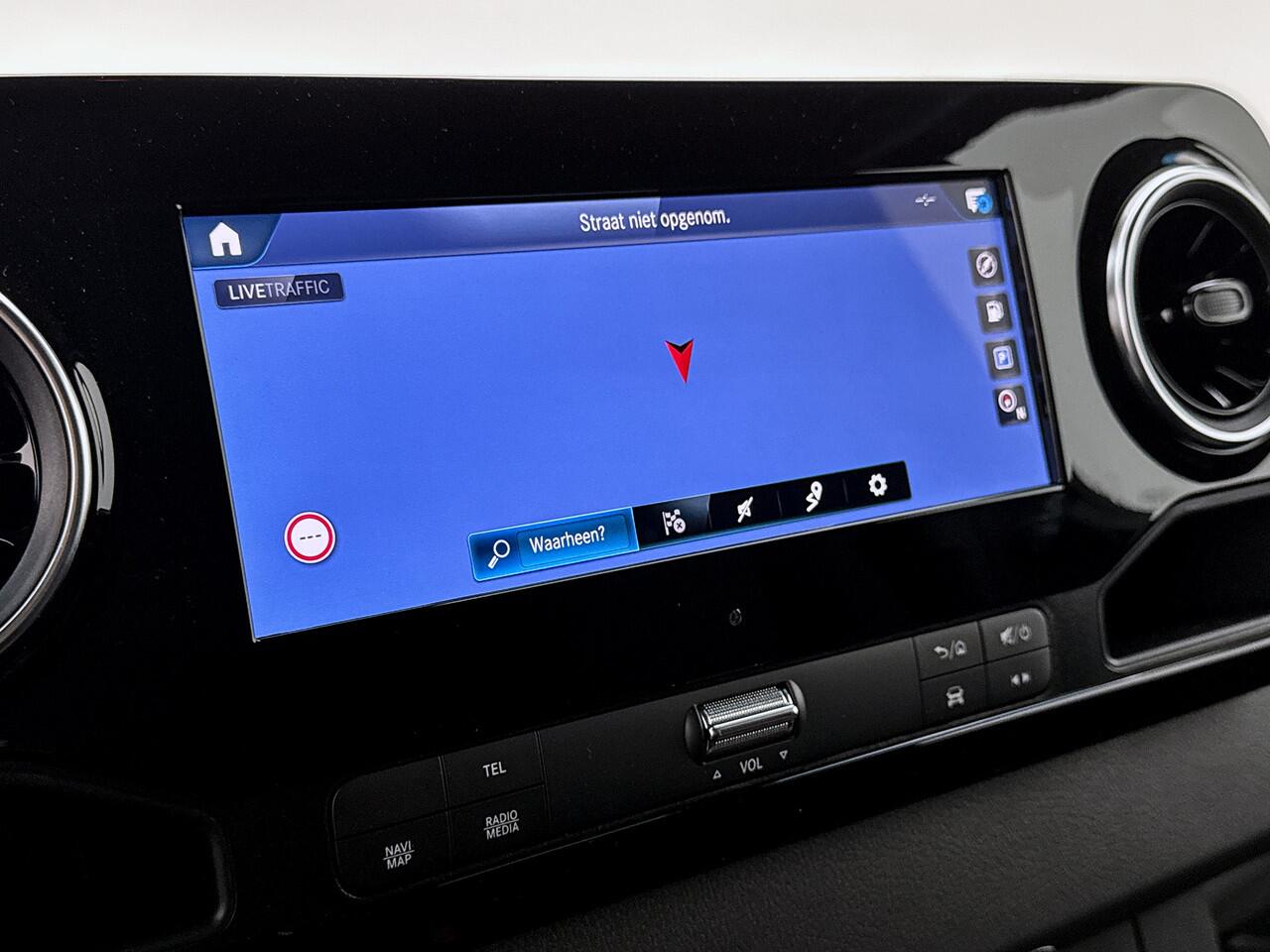 Mercedes-Benz SPRINTER 317 1.9 CDI Bakwagen laadklep 1000kg RWD Nieuw Widescreen Led Cruise control 9G Automaat