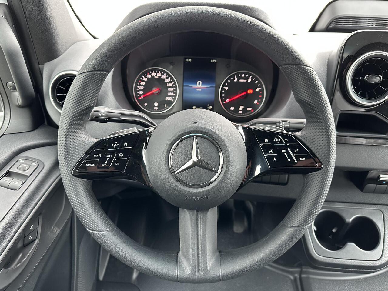 Mercedes-Benz SPRINTER 317 CDI Bakwagen Laadklep