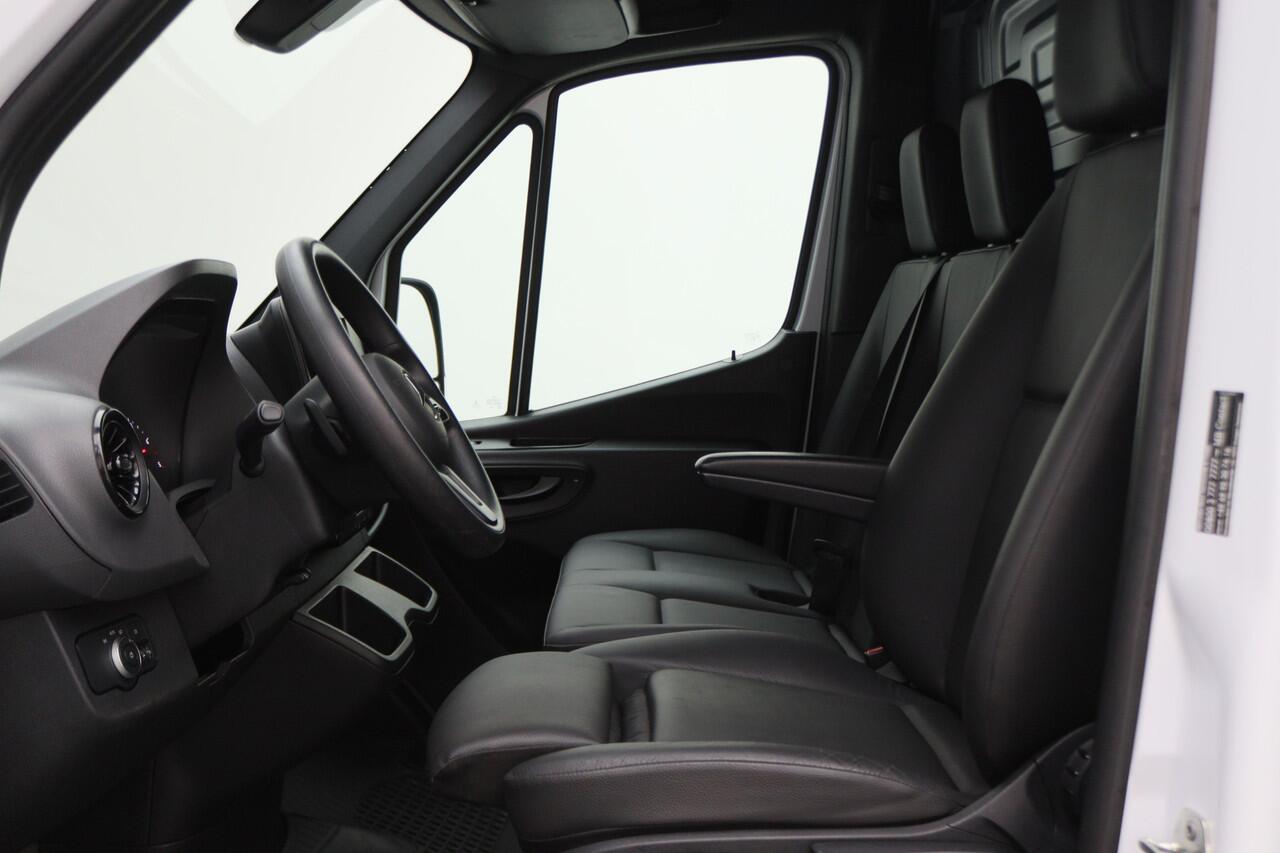 Mercedes-Benz SPRINTER 317 CDI Aut. L2H1 Leer, 3-Zits, Camera, Standkachel, Apple Carplay, Cruise, DAB