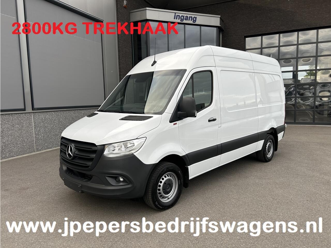Mercedes-Benz SPRINTER 317 CDI L2 H2 2800KG Trekhaak / MBUX / Camera / Navigatie / Stand kachel / Airco / 270 Graden achterdeuren