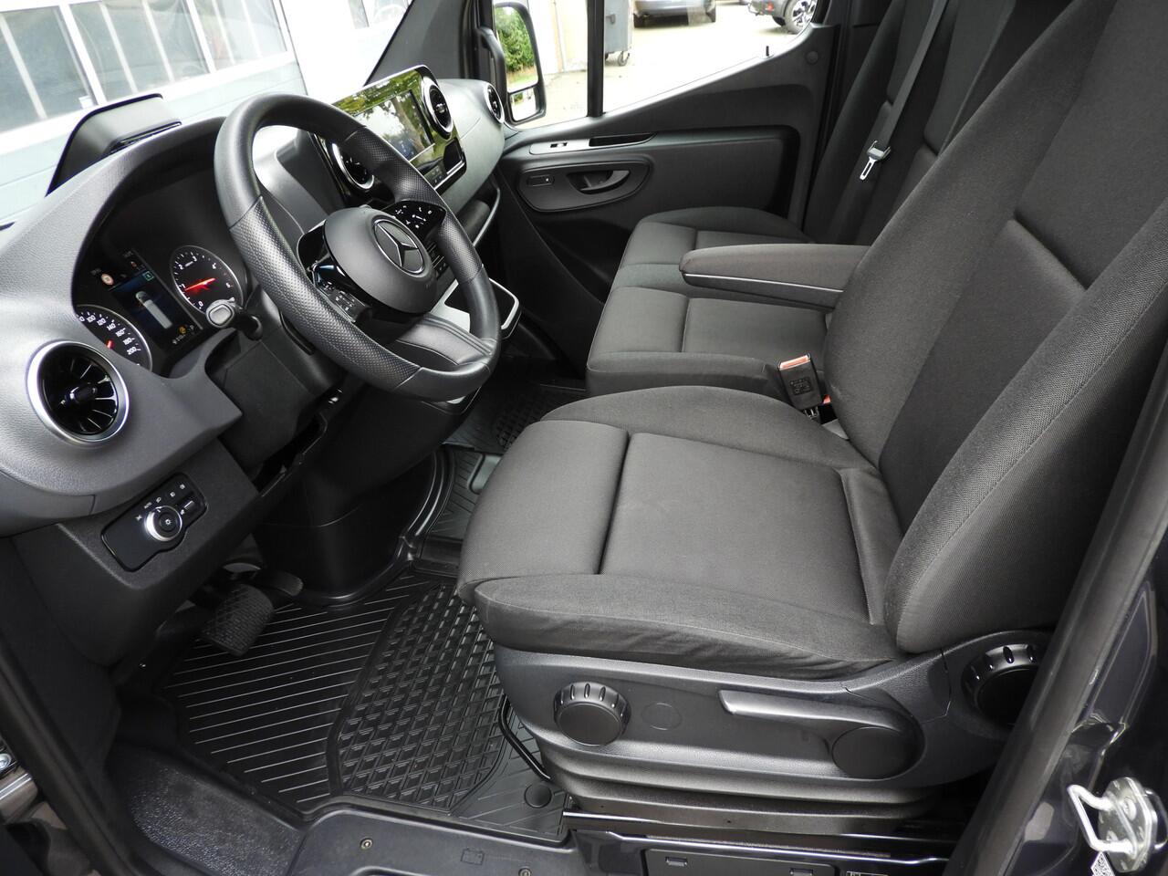 Mercedes-Benz SPRINTER 317 1.9 CDI L2H2 RWD AUT | LED | MBUX | CAMERA | FACELIFT