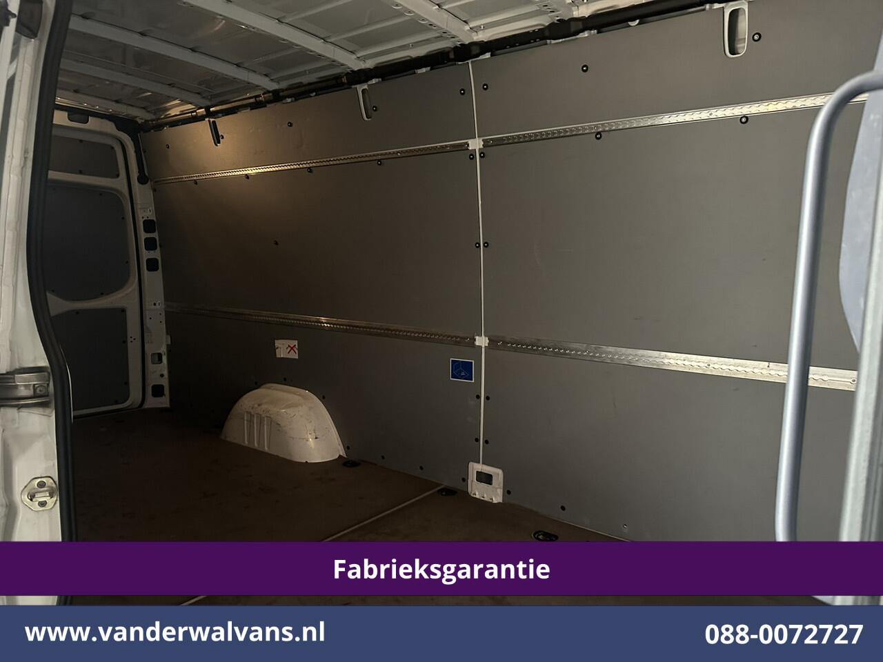 Mercedes-Benz SPRINTER 315 CDI 150pk L3H2 Fabrieksgarantie Euro6 Airco | Camera | Apple Carplay | Android Auto Parkeersensoren, Bijrijdersbank