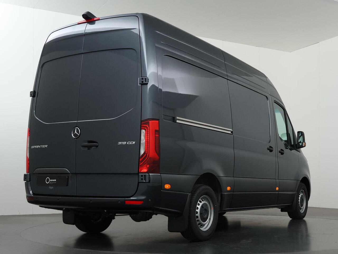 Mercedes-Benz SPRINTER 319 CDI L2 H2 Select | Trekgewicht 3500 kg | 3 zits | Stoelverwarming | LED Koplampen | Achteruitrijcamera | Cruise Control | Airco | Climate Control |