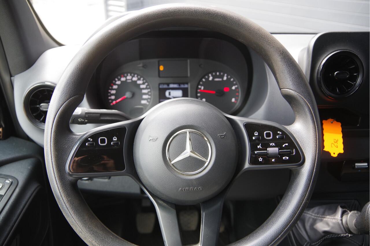Mercedes-Benz SPRINTER 315 1.9 CDI L2H1 RWD, 3-ZITS, 150PK, TREKHAAK, CAMERA, CLIMA, APPLE CARPLAY, ANDROID AUTO