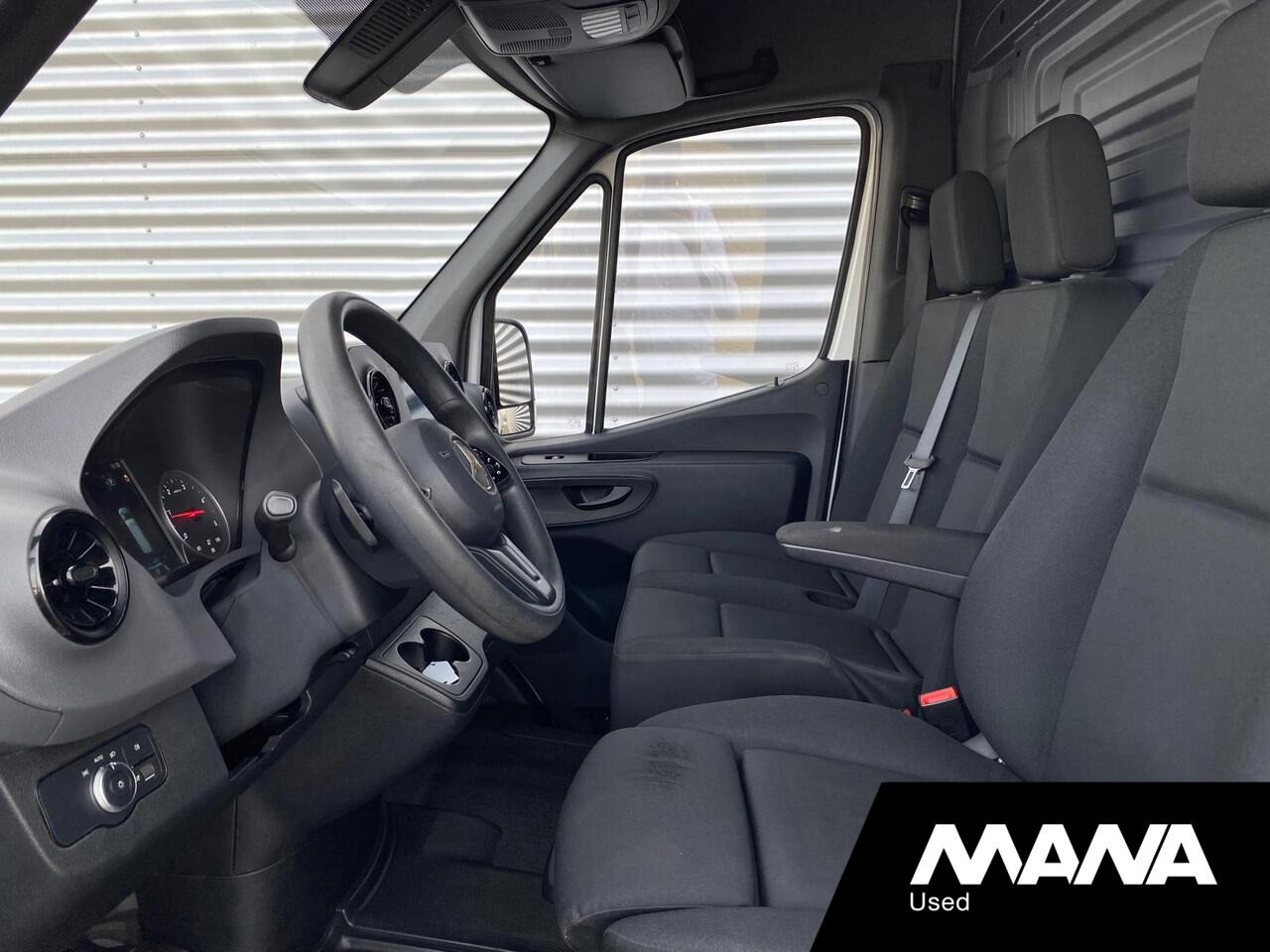 Mercedes-Benz SPRINTER 314CDI 140PK L3H2 Maxi Automaat LED 360º Camera Cruise Airco Car-Play Sensoren