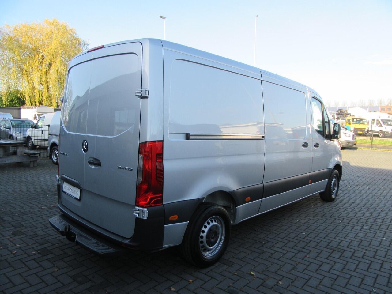 Mercedes-Benz SPRINTER 214 2.2 CDI 143 PK L2H1, Airco, Trekhaak