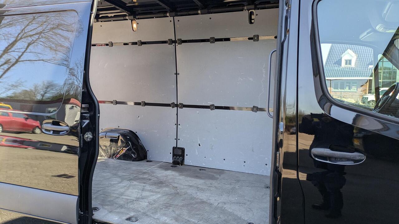 Mercedes-Benz SPRINTER 314 /214 2.2 CDI - L2H2 -1e eign. - airco - trekh.