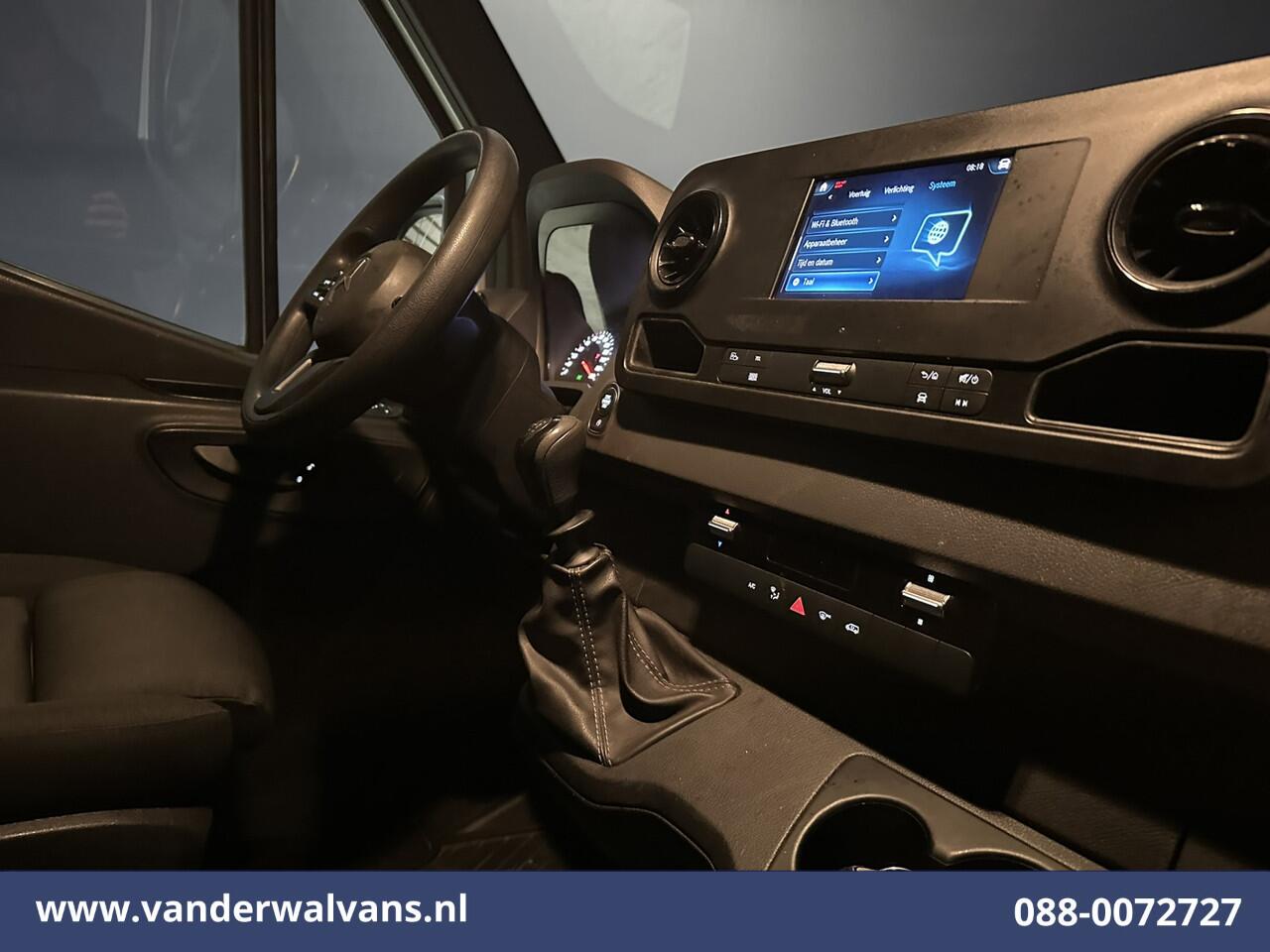 Mercedes-Benz SPRINTER 315 CDI 150pk L2H1 Euro6 Airco | Camera | Apple Carplay | Trekhaak | Cruisecontrol Android Auto, Chauffeursstoel