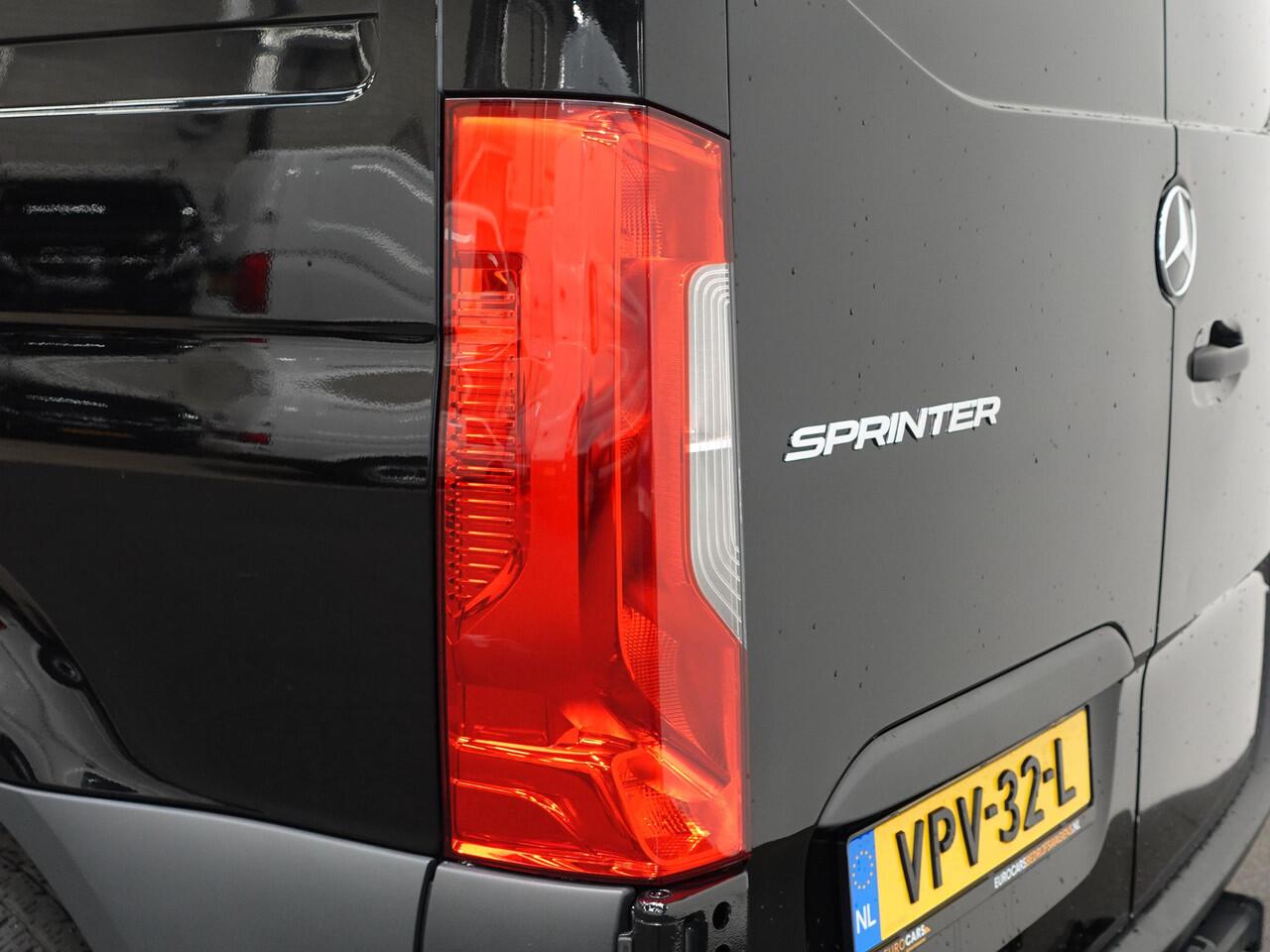 Mercedes-Benz SPRINTER L2H2 Automaat Airco Navi Camera Trekhaak Cruisecontrol 3Zits Carplay