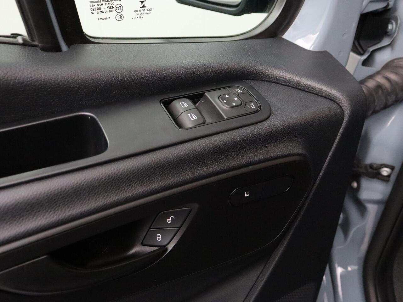 Mercedes-Benz SPRINTER 316CDI L2H2 Dubbele Cabine | 2xSchuifdeur | Mbux | Camera | Airco | Cruise