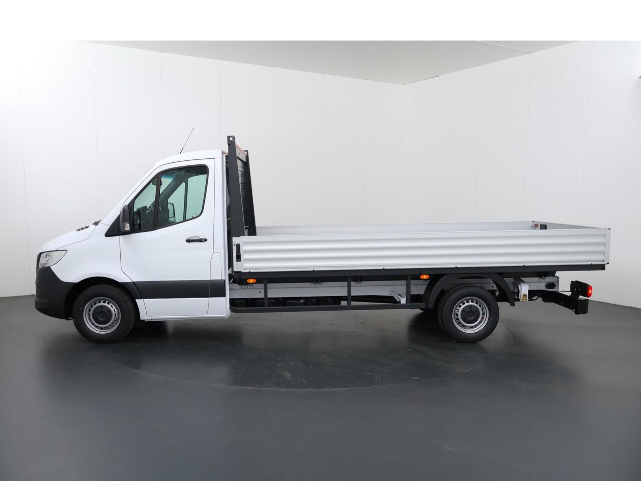 Mercedes-Benz SPRINTER 317 CDI Chassis Openlaadbak L3 RWD PRO | ¤83.850,- Incl. BTW & BPM | 3500 KG Trekhaak | Smartphone integratie | Achteruitrijcamera | Cruise Control | Dodehoekassistent | Climate Control | Apple Carplay | Airco |