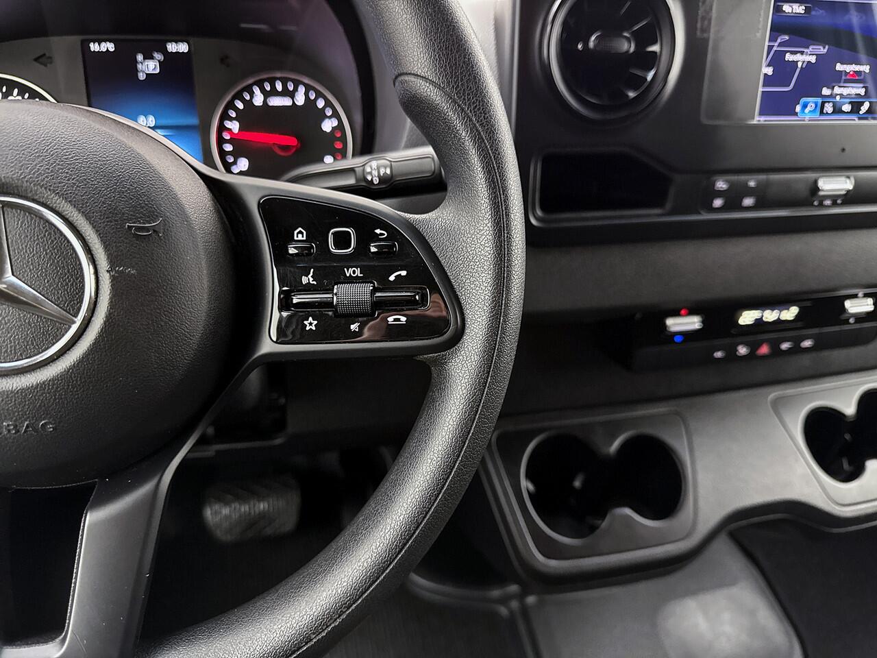 Mercedes-Benz SPRINTER 316 2.2 CDI L2H2 Automaat 164pk Navigatie Geveerde stoel NAP Camera Betimmering Cruise control Euro 6