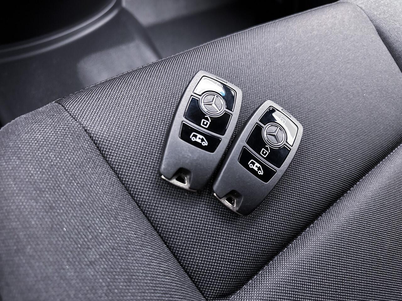 Mercedes-Benz SPRINTER 317 Pro 1.9 CDI L3H2 BPM-Vrij Direct Leverbaar 3500 KG Trekgewicht Navigatie Achteruitrijcamera LED Cruise Control