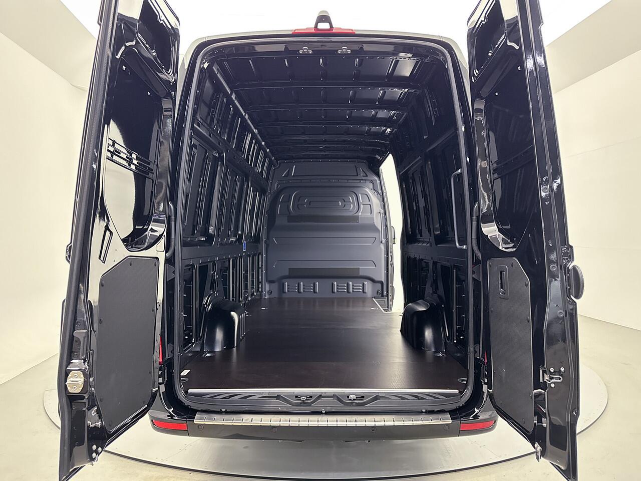 Mercedes-Benz SPRINTER 317 1.9 CDI L3H2 LED Navigatie Achteruitrijcamera Cruise Control