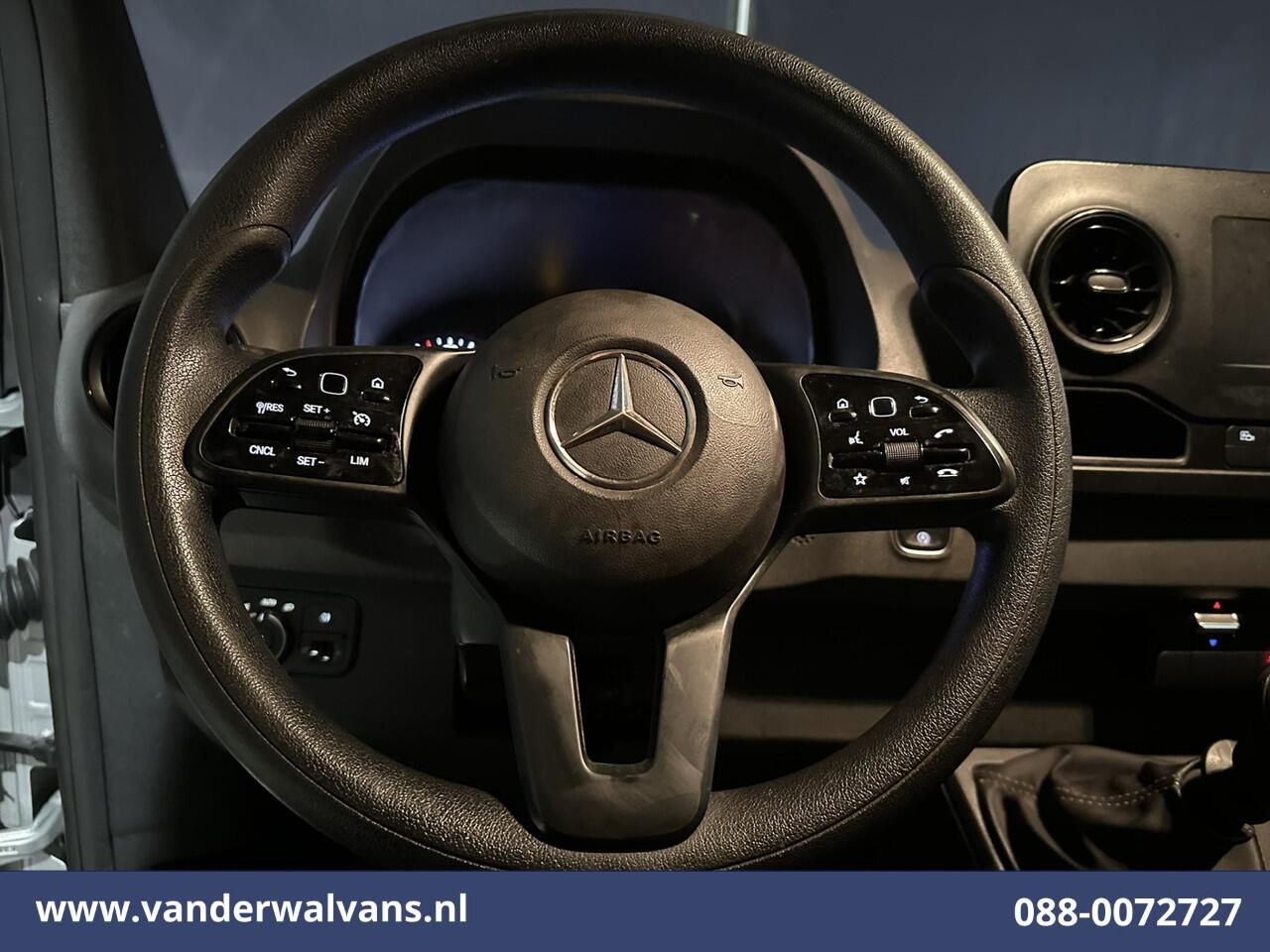 Mercedes-Benz SPRINTER 315 CDI 150pk L2H1 Euro6 Airco | Camera | Apple Carplay | Trekhaak | Cruisecontrol Android Auto, Chauffeursstoel