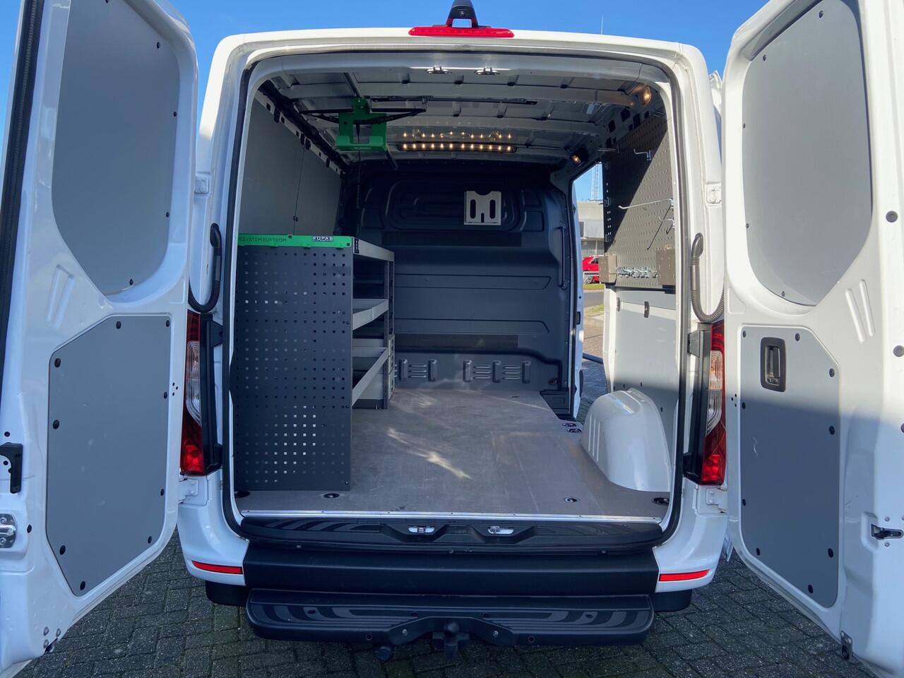 Mercedes-Benz SPRINTER 317 CDI L1H1 RWD | E6 | LED | Leder | 3.5T Trehaak mogelijk | 360º Camera
