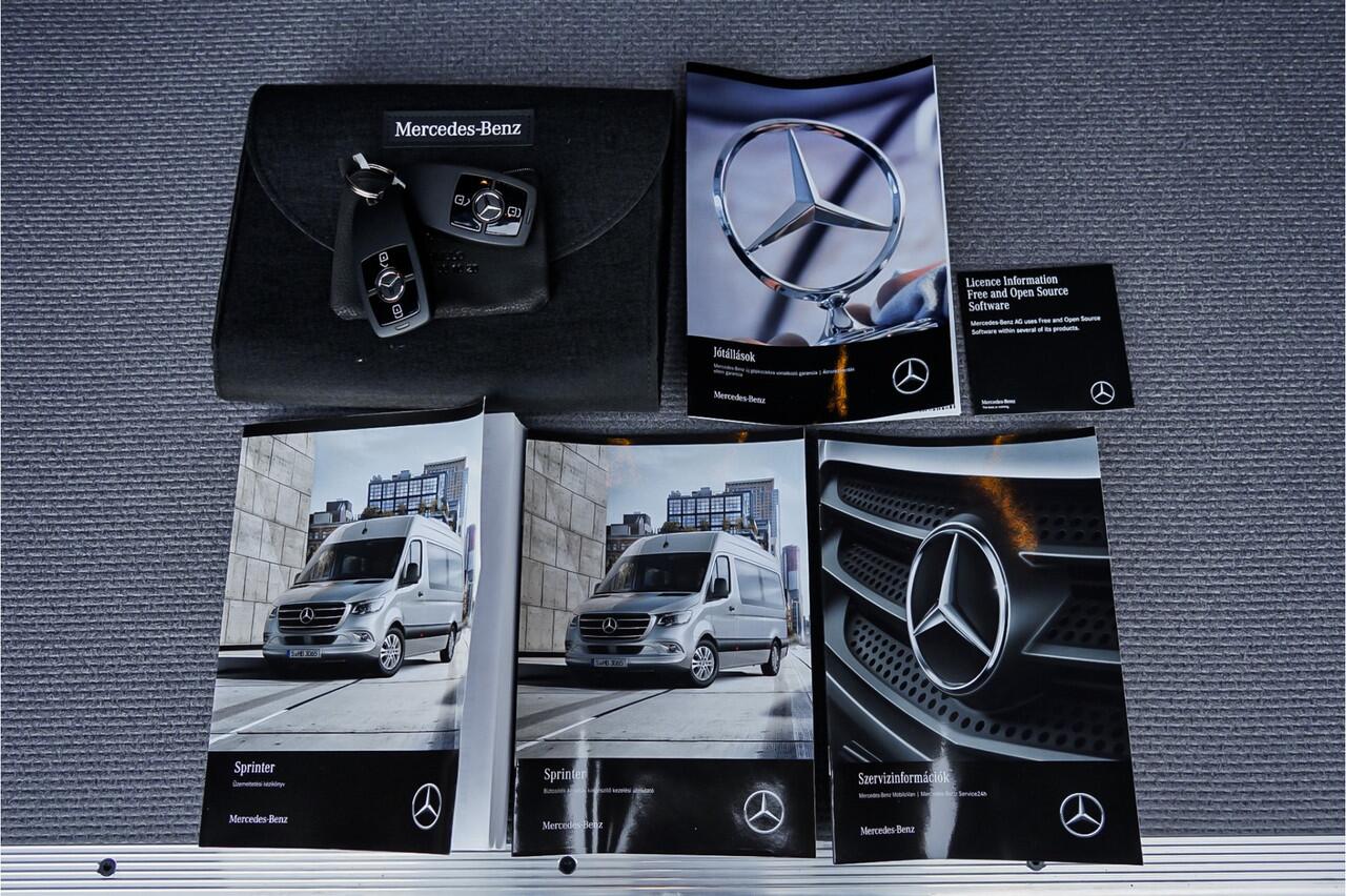 Mercedes-Benz SPRINTER 319 1.9 CDI L2H2 RWD Black Pack Vol Distronic Camera LED Navi Trekhaak 3.5T