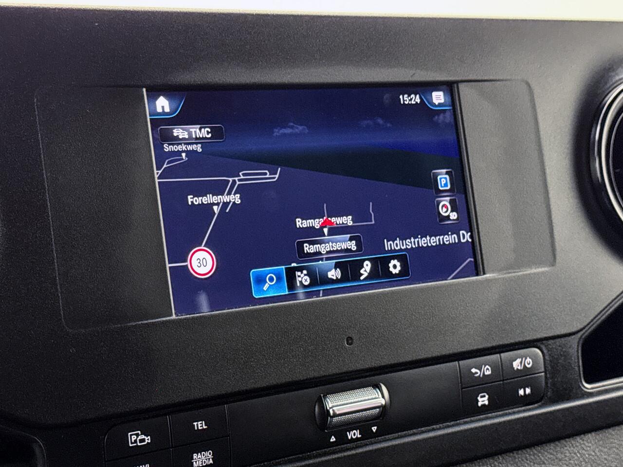 Mercedes-Benz SPRINTER 315 1.9 CDI L2H2 Automaat Navigatie Luchtgeveerde stoel Camera Sidebars Cruise control Airco MBUX