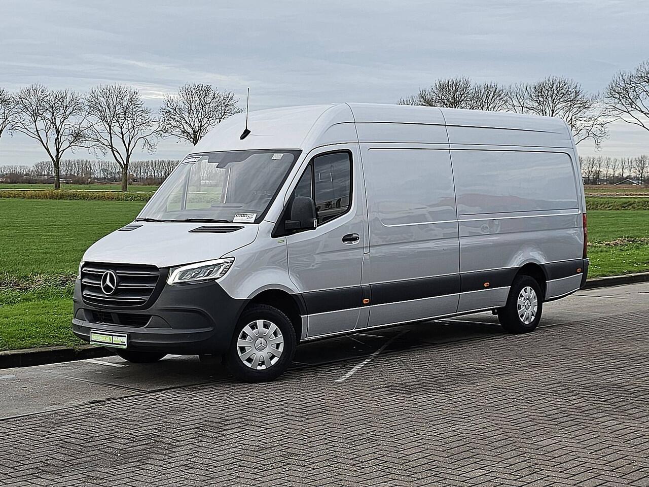 mercedes-benz-sprinter-317-l3h2-laa
