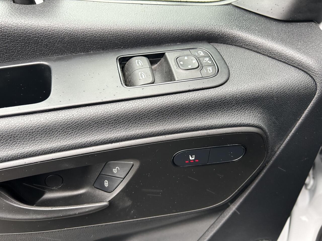 Mercedes-Benz SPRINTER 317 CDI L2 H2 MBUX / 360 Camera / Geveerde stoel / Navigatie / Cruise control / Airco / 270 Graden achterdeuren