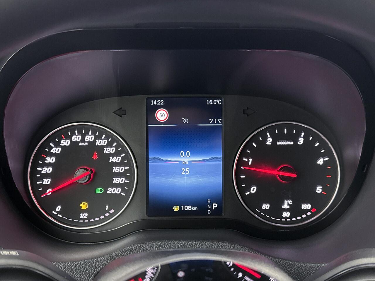 Mercedes-Benz SPRINTER 317 1.9 CDI L2H2 BPM-Vrij Direct Leverbaar Navigatie LED Achteruitrijcamera