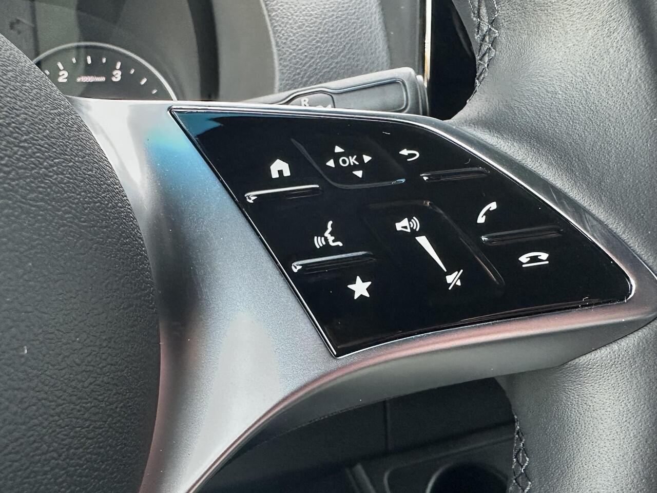 Mercedes-Benz SPRINTER 319 CDI L2 H2 RWD Select | Achteruitrijcamera | Airco | Cruise Control | Apple Carplay | LED Koplampen | Distronic Adaptieve Cruise Control | Navigatie |