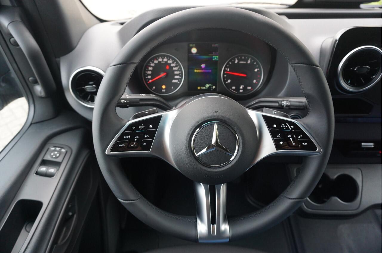 Mercedes-Benz SPRINTER 319CDI Select L2H2 BPM VRIJ!! 10.25" Mbux, ACC, LED, 17" LM!! NR. 667