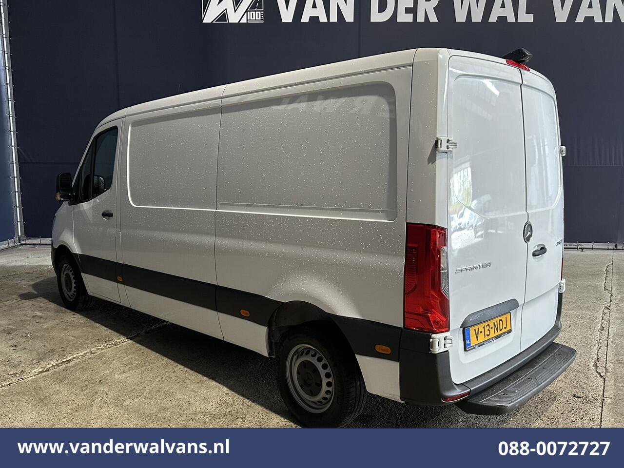 Mercedes-Benz SPRINTER 314 CDI 143pk L2H1 Euro6 ** Airco | Camera | Navigatie | Apple Carplay | Android Auto | Cruisecontrol Chauffeursstoel, Bijrijdersbank