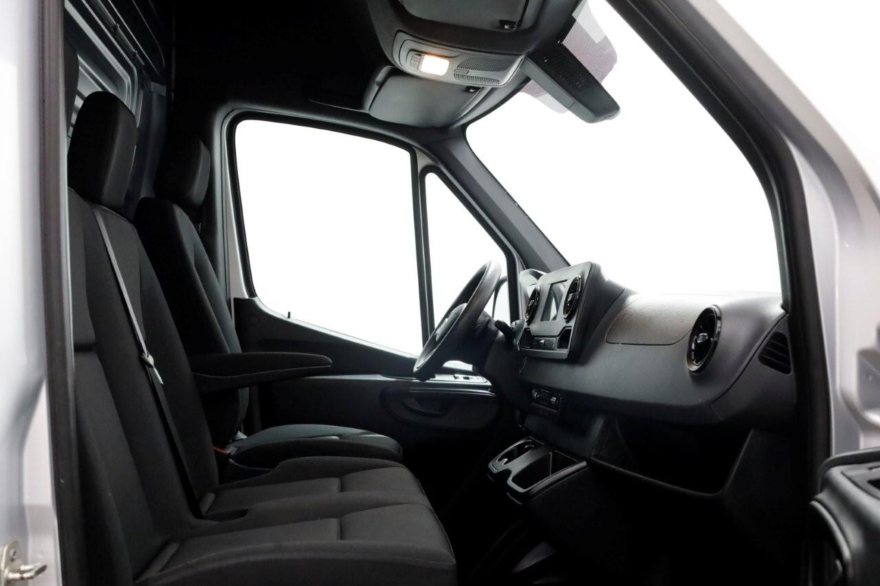 Mercedes-Benz SPRINTER 315 CDI 150pk RWD 9G Automaat L2H2 Airco/Camera/CarPlay 08-2021