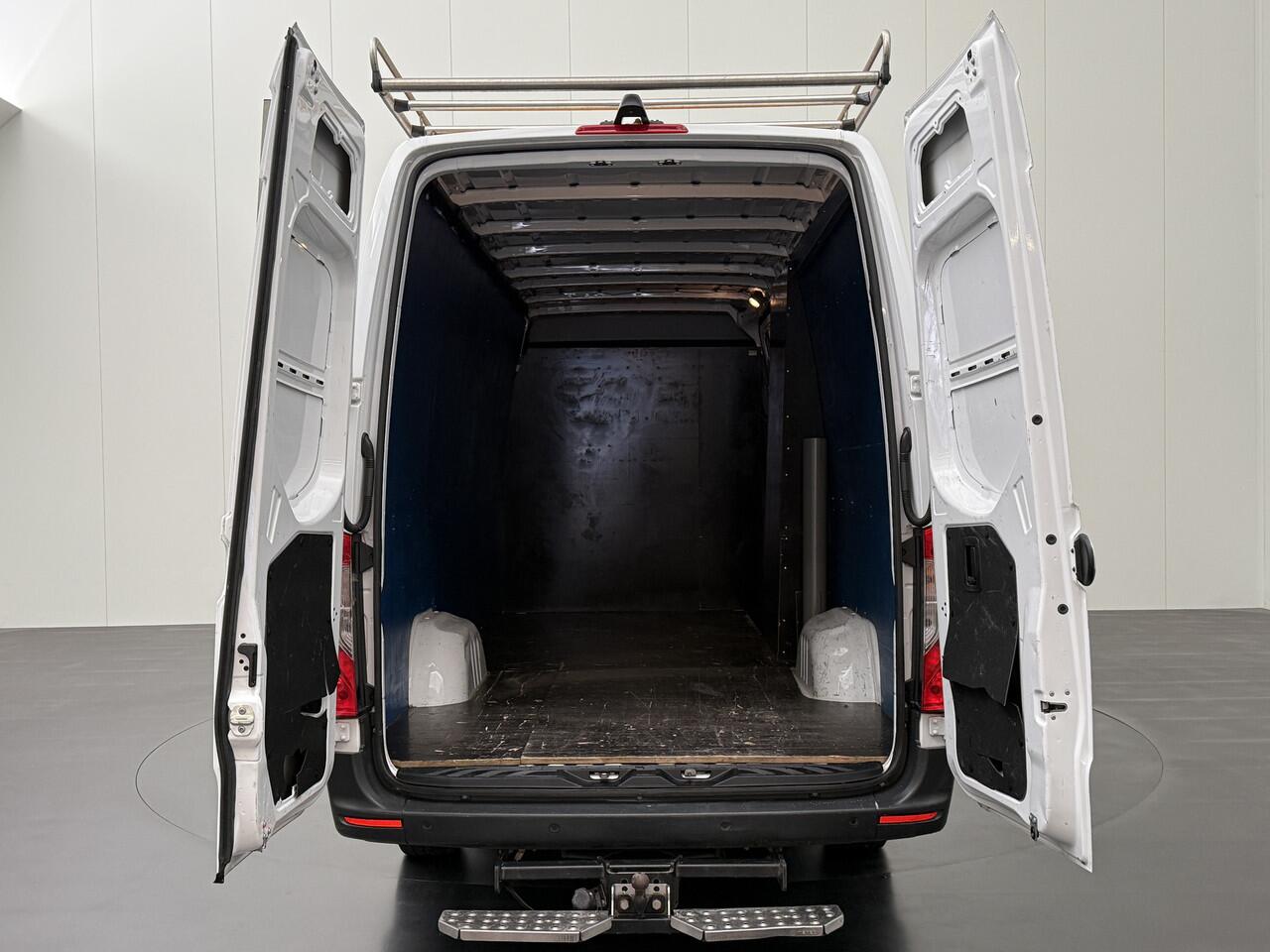 Mercedes-Benz SPRINTER 317CDI L3H2 RWD Maxi | Euro 6 | Imperiaal | Trekhaak | Camera | Airco | 3-Zits | Cruise