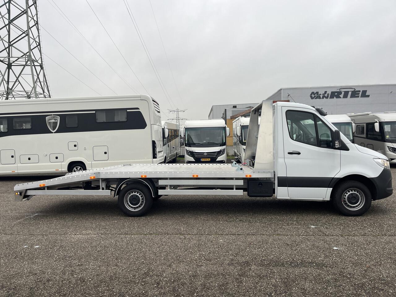 Mercedes-Benz SPRINTER 317 1.9 CDI Automaat L3 RWD Luchtvering met nieuwe oprijbak met Elektr. lier + AB
