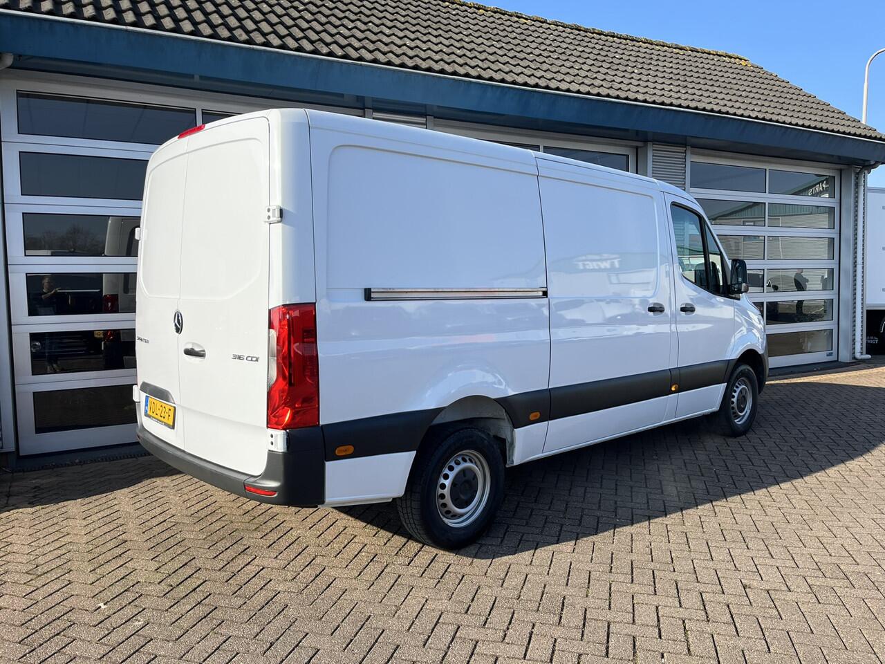 Mercedes-Benz SPRINTER 316 CDI L2H1 EURO VI-D Airco/10"MBUX