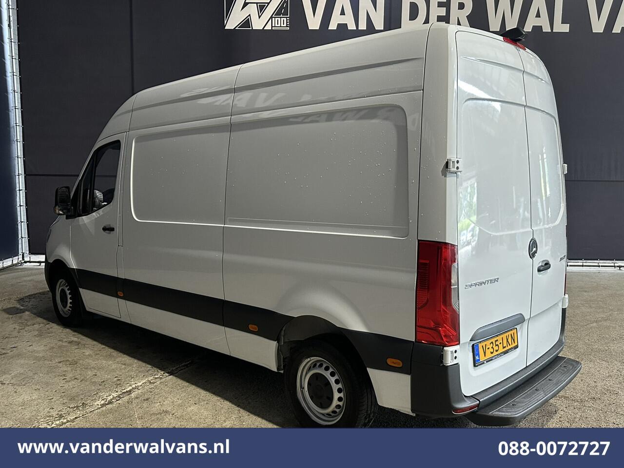 Mercedes-Benz SPRINTER 314 CDI 143pk L2H2 Euro6 Airco | Camera | Navigatie | Apple Carplay | Android Auto Bijrijdersbank
