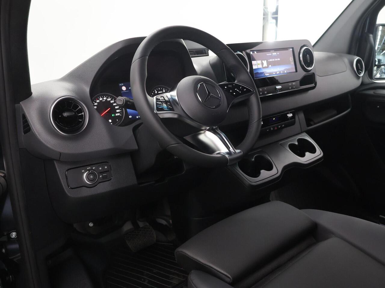 Mercedes-Benz SPRINTER 319 CDI GB L2 RWD SELECT | Trekgewicht 3500 kg | Adaptieve Cruise DISTRONIC | LED koplampen | 2 zits | Achteruirijcamera |